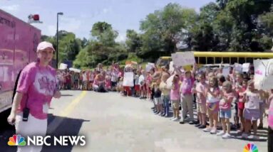 Elementary school students and staff surprise assistant principal battling cancer