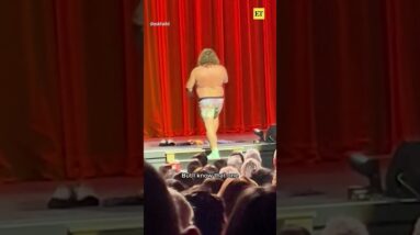 Jack Black STRIPS & Performs Taylor Swift's Anti-Hero #shorts