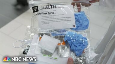 Texas school district teaches parents how to use naloxone after string of opioid poisonings