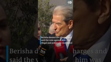 Albanian lawmakers light flares in parliament | DW News