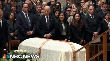 Justice Sandra Day O’Connor celebrated during her funeral as a 'pioneer'