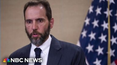 Special Counsel Jack Smith in a ‘race against the clock’ with SCOTUS request on Trump immunity