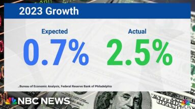 Consumer spending fuels better than expected economic growth