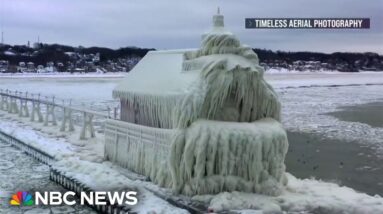 Deadly Arctic blast impacts much of the United States
