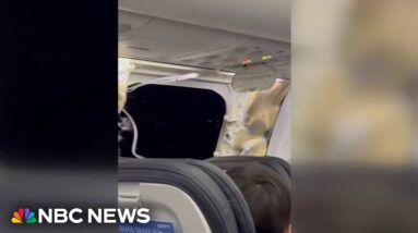 United Airlines finds loose bolts on several Boeing aircrafts during inspections