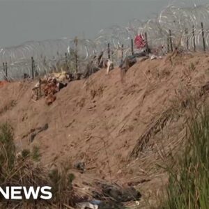 Border battle between Biden administration and Texas officials escalates