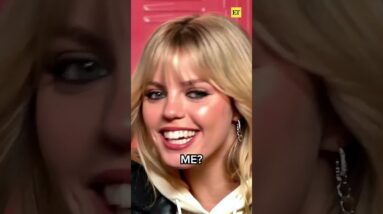 Reneé Rapp Reacts to THAT Lindsay Lohan Mean Girls Cameo #Shorts
