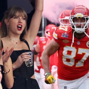 Super Bowl LVIII: Taylor Swift CHEERS on Travis Kelce With Ice Spice and Blake Lively