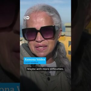 USA hightens border fence with Mexico | DW News