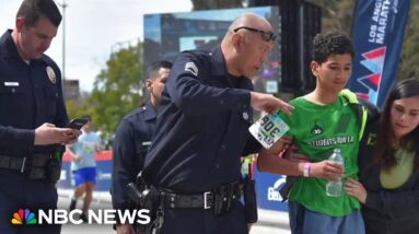 15-year-old finishes LA Marathon with help of sister and police officer