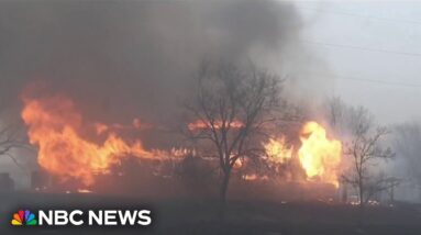 Concerns grow that high winds could cause Texas wildfires to spread