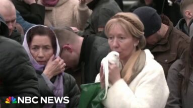 Mourning in Moscow for terrorist attack that killed 137