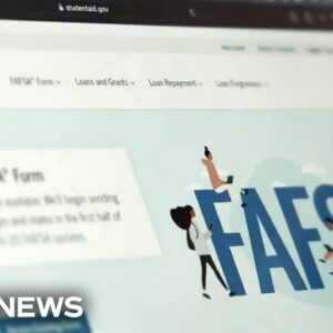 Problems with new federal college aid form delay decisions