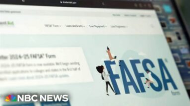 Problems with new federal college aid form delay decisions