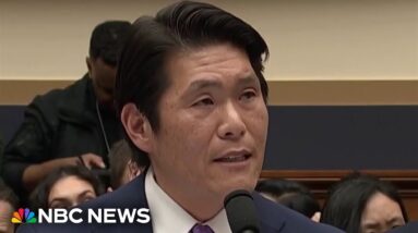 Robert Hur faces questions from lawmakers on Biden classified documents report