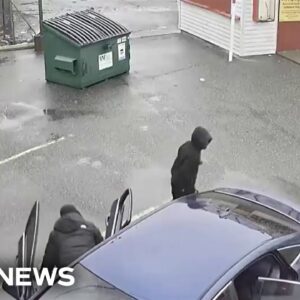 Video shows moments gunmen opened fire at a bus stop in Philadelphia