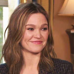 Julia Stiles SECRETLY Welcomed Baby No. 3!