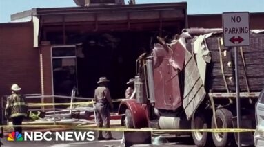 Truck driver rams stolen semi-truck into public safety building in Texas, police say