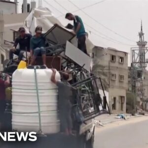 300,000 flee Rafah as Israeli forces encircle city