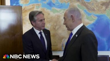 Blinken meets with hostage families and Netanyahu in Israel