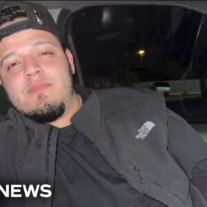 Supreme Court pauses order to return man mistakenly deported to El Salvador