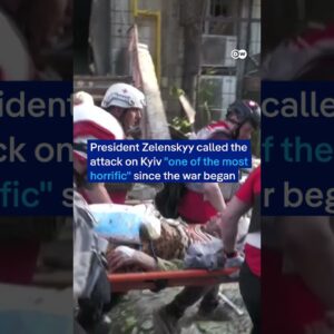 Russian aerial strikes kill at least 15 people in Kyiv | DW News