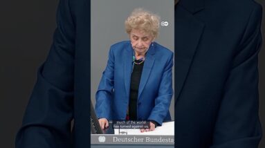 Holocaust survivor Tova Friedman: “This is exactly how it began right here in the 1930s.” | DW News